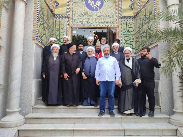 بازدید و نشست‌های میهمانان هند، پاکستان و دیگر کشورها با مراکز حوزوی هم‌زمان با مراسم تشییع رهبر شهید انقلاب اسلامی