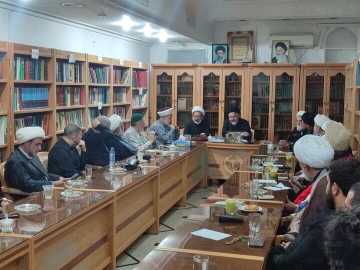 بازدید و نشست‌های میهمانان هند، پاکستان و دیگر کشورها با مراکز حوزوی هم‌زمان با مراسم تشییع رهبر شهید انقلاب اسلامی