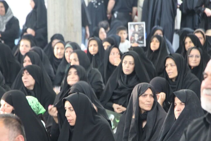 تصاویر / مراسم بزرگداشت رهبر شهید انقلاب اسلامی در روستای گوراب ملایر
