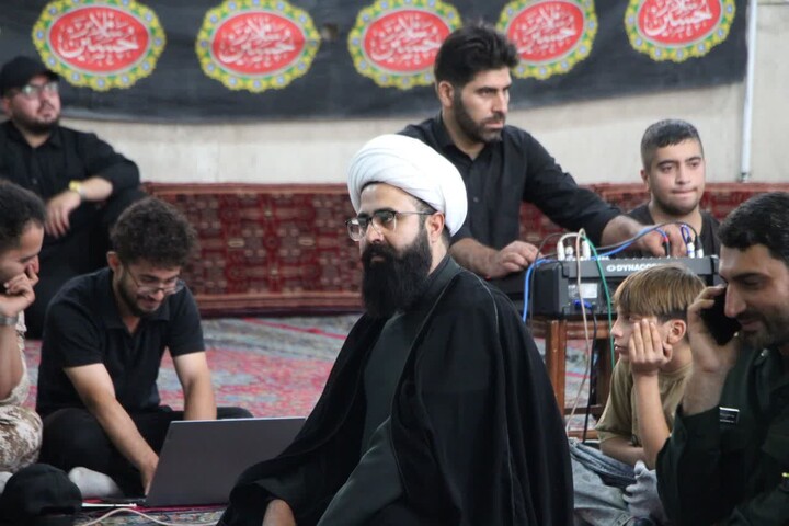 تصاویر / مراسم بزرگداشت رهبر شهید انقلاب اسلامی در روستای گوراب ملایر