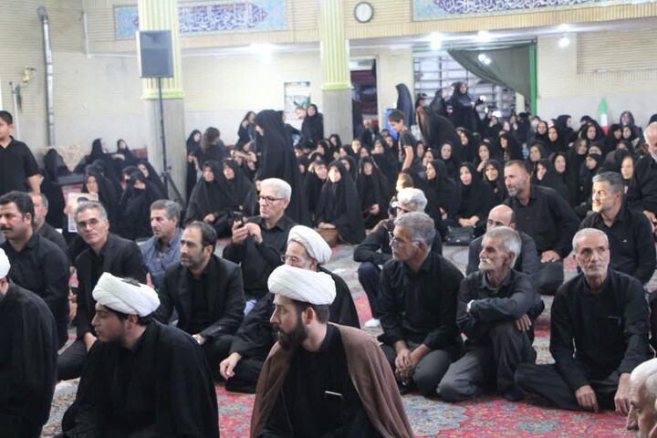 تصاویر / مراسم بزرگداشت رهبر شهید انقلاب اسلامی در روستای گوراب ملایر