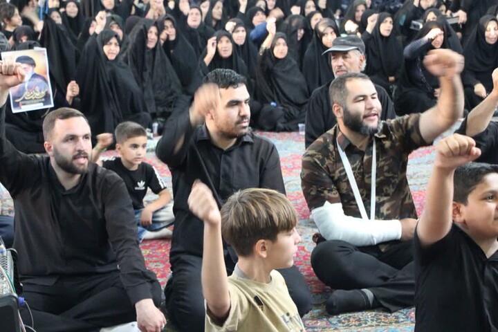 تصاویر / مراسم بزرگداشت رهبر شهید انقلاب اسلامی در روستای گوراب ملایر