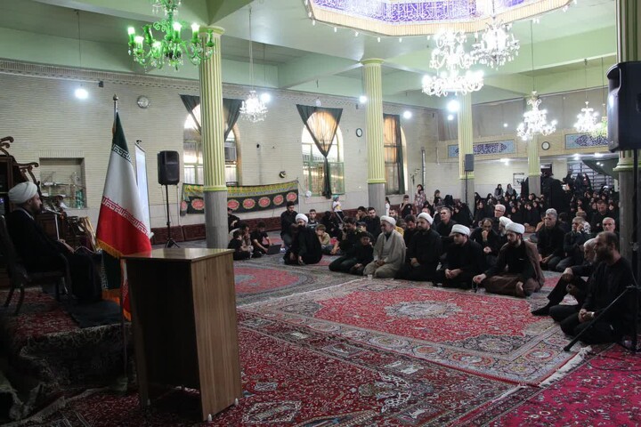 تصاویر / مراسم بزرگداشت رهبر شهید انقلاب اسلامی در روستای گوراب ملایر