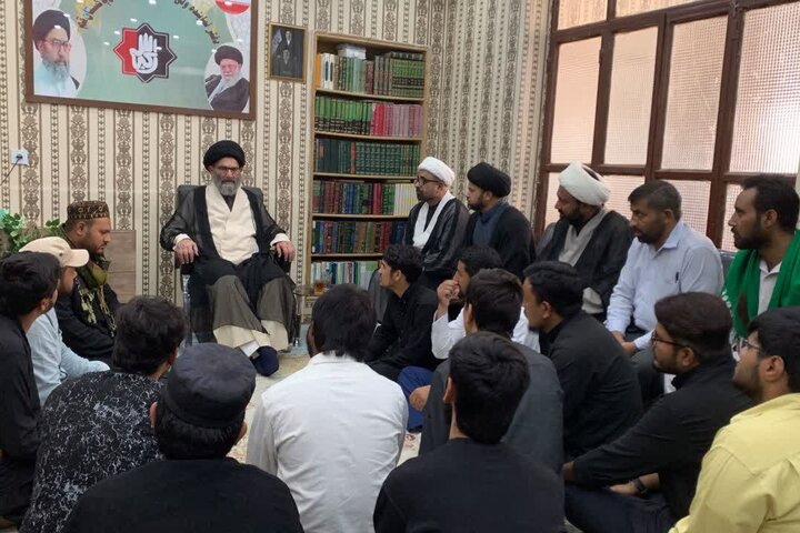 جامعہ جعفریہ جنڈ کے طلاب کی قائد ملت جعفریہ پاکستان سے ملاقات / قائد ملت کی علم، اخلاص اور عملی کردار پر تاکید