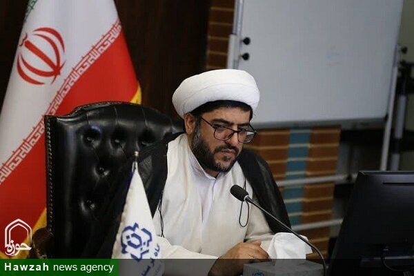 صداقت در کلام و رفتار از شاخص‌ترین ویژگی‌های رهبر شهید بود