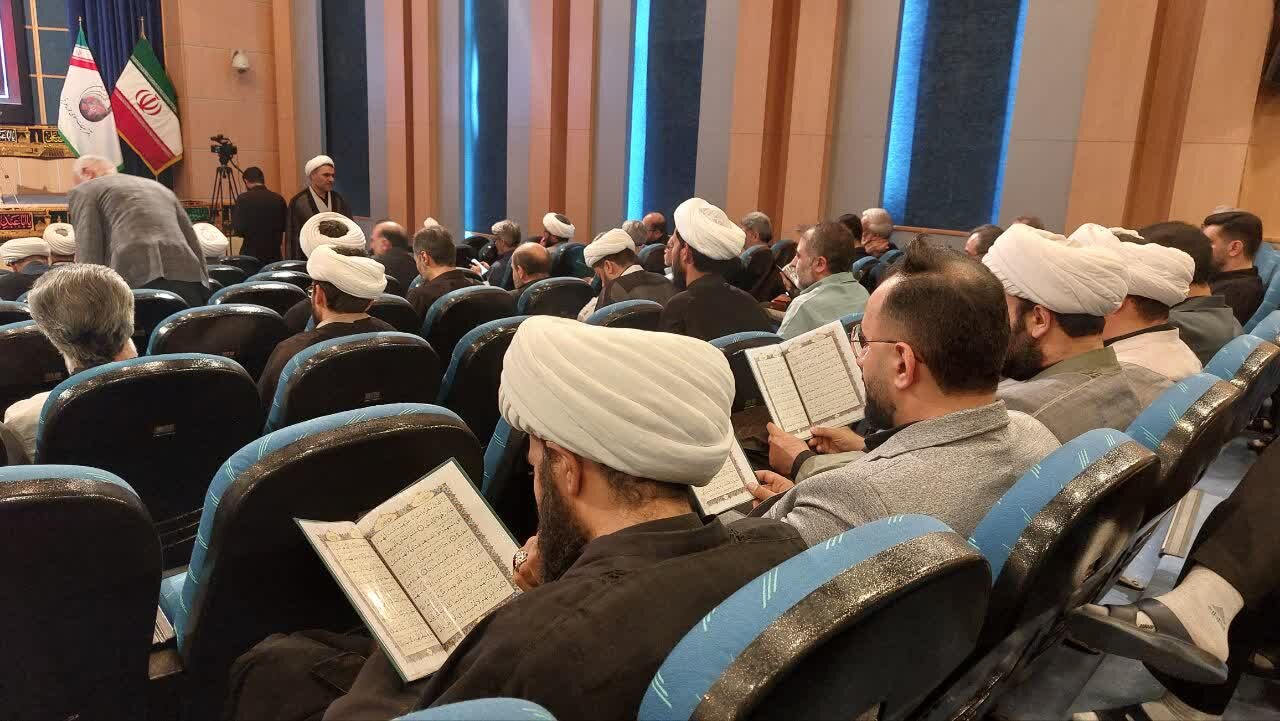 مراسم بزرگداشت رهبرشهید در دفتر تبلیغات اسلامی خراسان رضوی