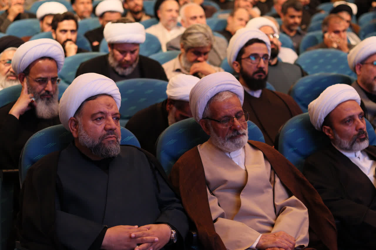 مراسم بزرگداشت رهبرشهید در دفتر تبلیغات اسلامی خراسان رضوی