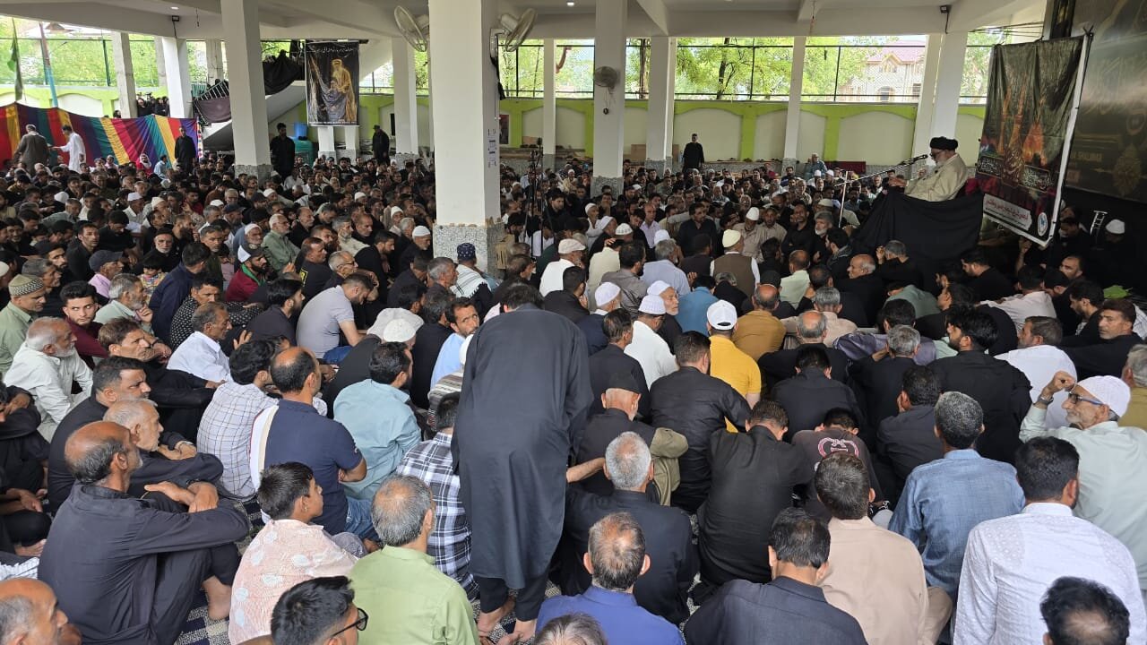 امام زین العابدینؑ نے اپنے کردار و عمل سے پیغام کربلا کو رہتی دنیا تک زندہ و جاوید بنا دیا: آغا سید حسن