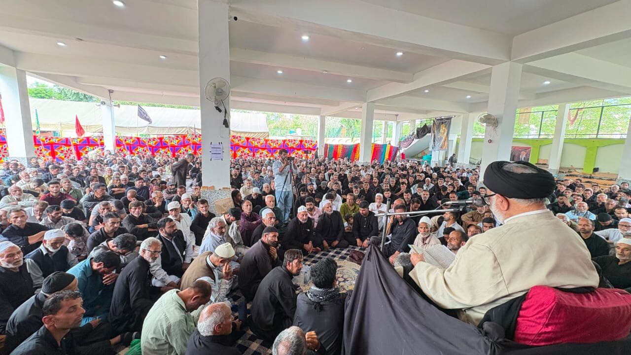 امام زین العابدینؑ نے اپنے کردار و عمل سے پیغام کربلا کو رہتی دنیا تک زندہ و جاوید بنا دیا: آغا سید حسن