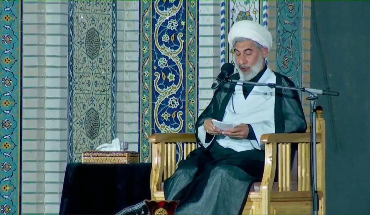 تبیین مکتب رهبر شهید رسالت امروز حوزه‌های علمیه است