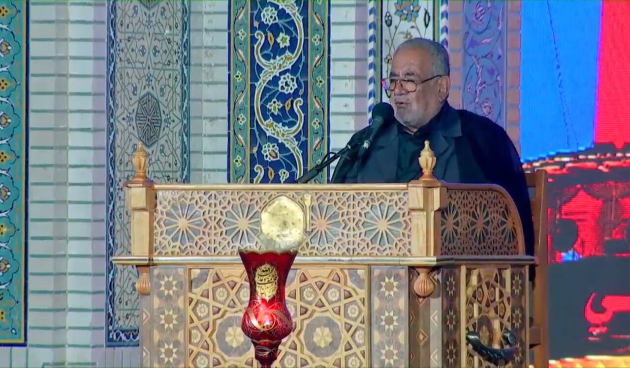 مراسم بزرگداشت رهبرشهید در حرم مطهر رضوی