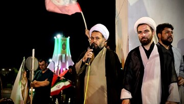 خون‌خواهی امام مجاهد شهید هر روز در جهان بالاتر خواهد رفت