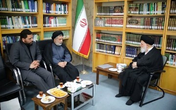 مشهد باید محور ارائه خدمات مجمع جهانی اهل‌بیت(علیهم‌السلام) به شیعیان منطقه باشد