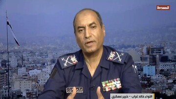 کارشناس نظامی یمنی: هدف قرار دادن فرودگاه صنعا، روند کاهش تنش را پایان داد و تقابل را به نقطه صفر بازگرداند