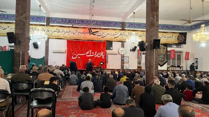 تصاویر/ سخنرانی امام جمعه رامسر در مراسم بزرگداشت رهبر شهید (ره) در مسجد جامع نوشهر