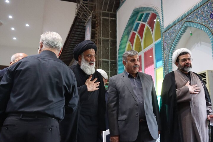 مراسم گرامیداشت قائد امت رهبر شهید از سوی نماینده ولی فقیه در خوزستان