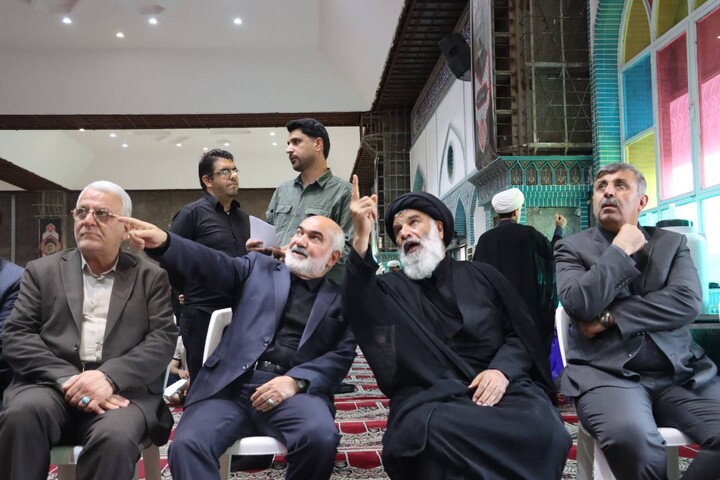 مراسم گرامیداشت قائد امت رهبر شهید از سوی نماینده ولی فقیه در خوزستان