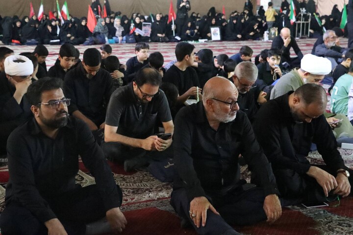 مراسم گرامیداشت قائد امت رهبر شهید از سوی نماینده ولی فقیه در خوزستان