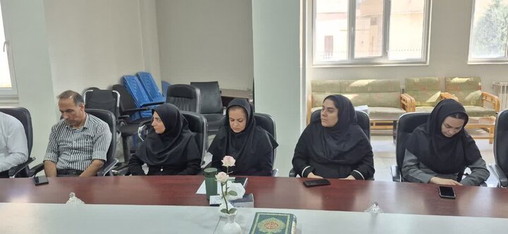 تصاویر / دیدار کارکنان اداره بهزیستی با امام جمعه شهرستان آبیک