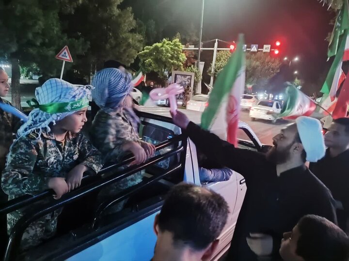 تصاویر/ اجتماع شبانه مسجد چهار باب الحوائج (ع) همدان
