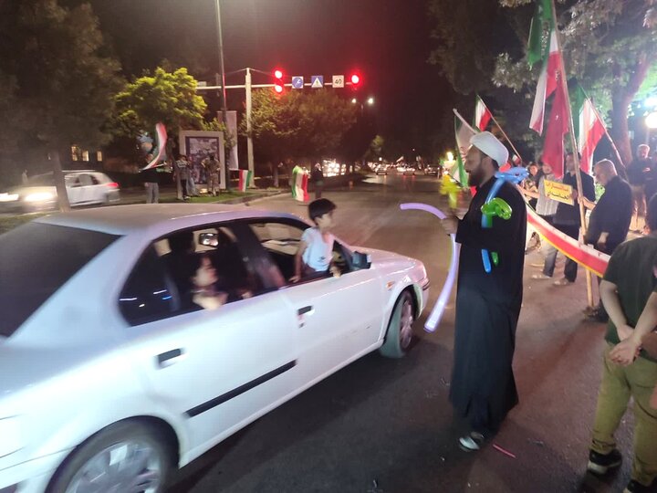 تصاویر/ اجتماع شبانه مسجد چهار باب الحوائج (ع) همدان