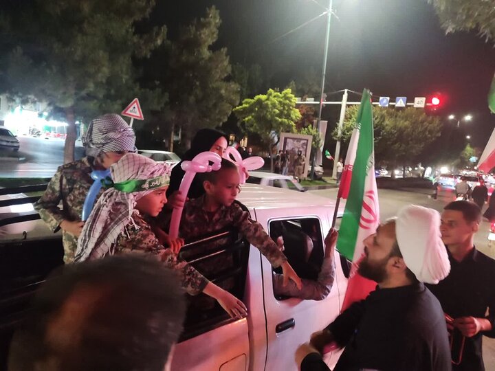 تصاویر/ اجتماع شبانه مسجد چهار باب الحوائج (ع) همدان