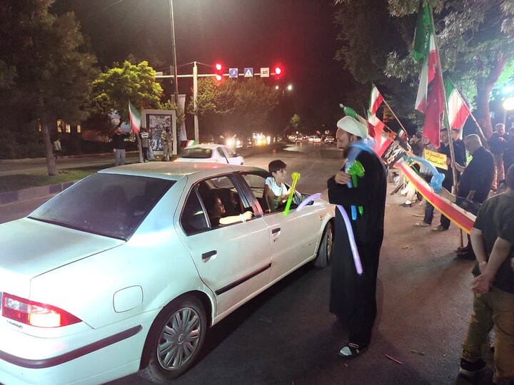 تصاویر/ اجتماع شبانه مسجد چهار باب الحوائج (ع) همدان