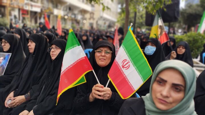 تصاویر/ اجتماع زینبی بانوان شهرستان بابل در «روز عفاف و حجاب»