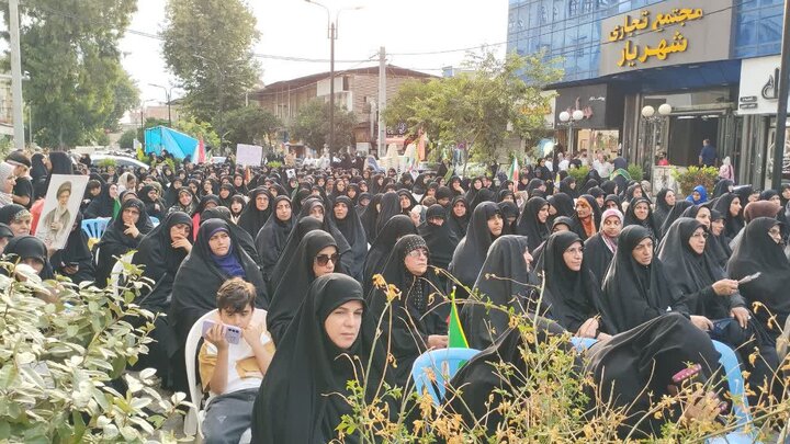تصاویر/ اجتماع زینبی بانوان شهرستان بابل در «روز عفاف و حجاب»