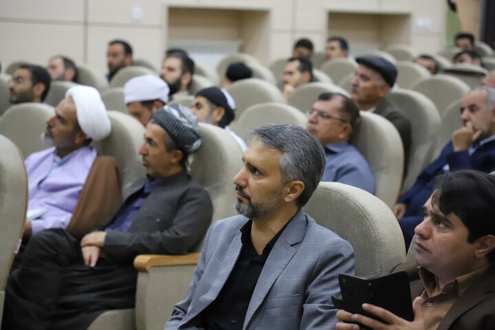 تصاویر / دوره توانمندسازی طلاب فرهنگی کردستان