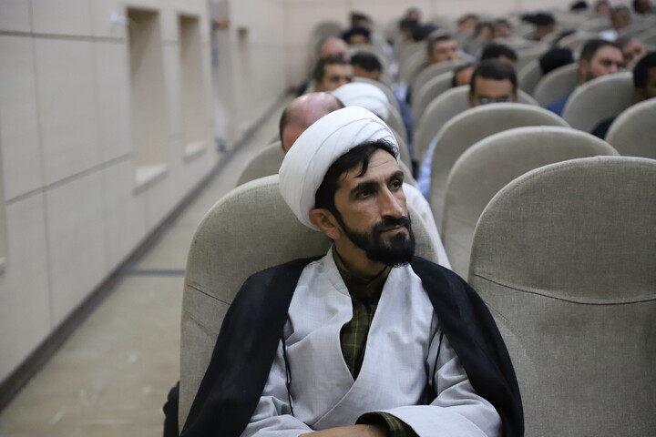 تصاویر / دوره توانمندسازی طلاب فرهنگی کردستان