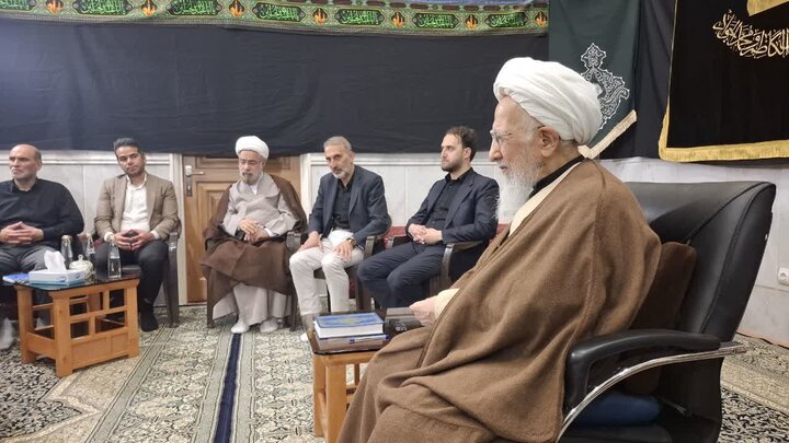گزارش تصویر+ دیدار تولیدکنندگان و خیرین با حضرت آیت الله جوادی آملی