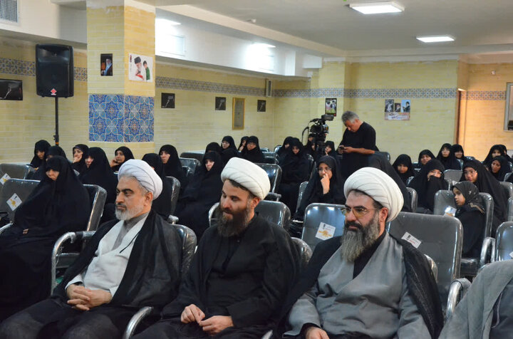 تصاویر/ رونمایی از کتاب «امنیت» تألیف آیت الله دری نجف آبادی در اراک