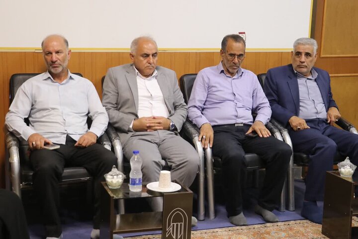 تصاویر/ جلسه برنامه ریزی شورای موکب العباس (ع) با امام جمعه گرمی