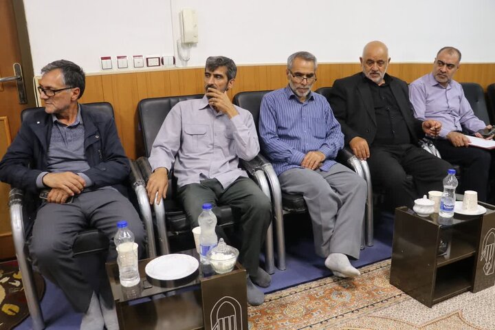 تصاویر/ جلسه برنامه ریزی شورای موکب العباس (ع) با امام جمعه گرمی