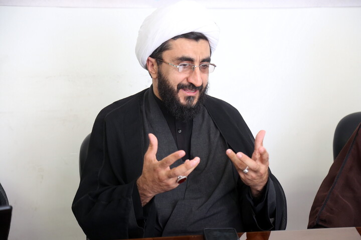 تصاویر/ میزگردهای تخصصی با موضوع خونخواهی و انتقام خون قائد شهید