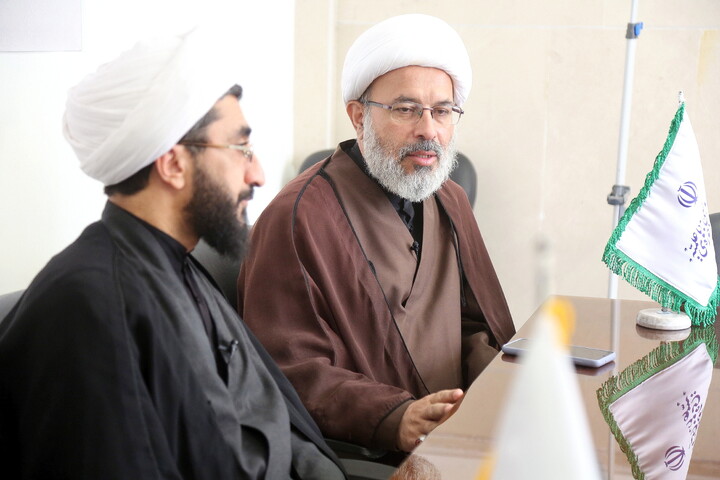 تصاویر/ میزگردهای تخصصی با موضوع خونخواهی و انتقام خون قائد شهید