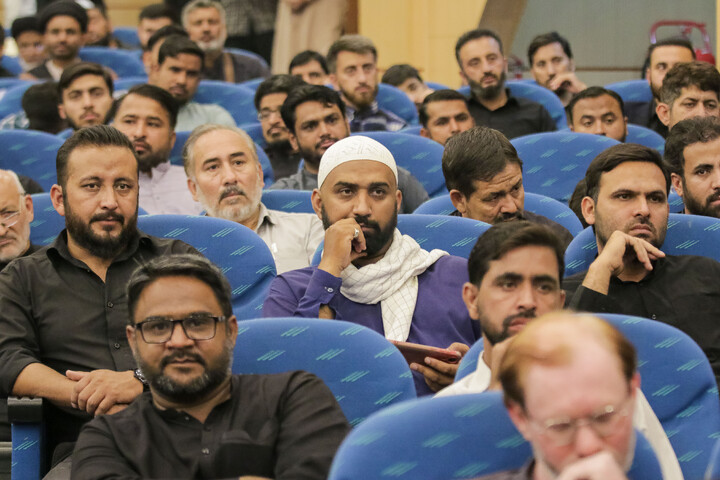 تصاویر/ همایش بیداری اسلامی و پرچمدار مقاومت شیعیان پاکستان در قم