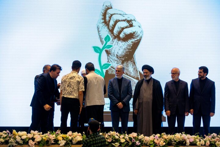 تصاویر/ جایزه جهانی امام شهید