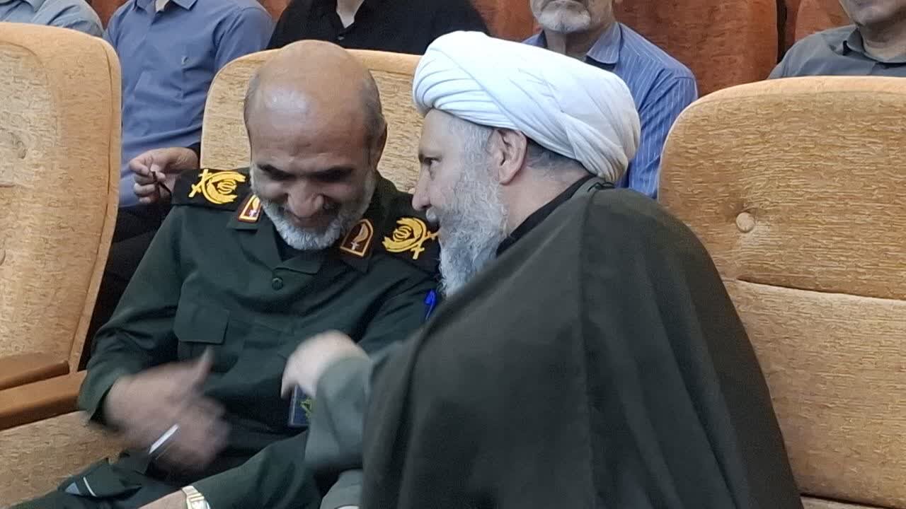 ترامپ در مخمصهای گرفتار شده که خروج از آن بسیار دشوار است+تصاویر