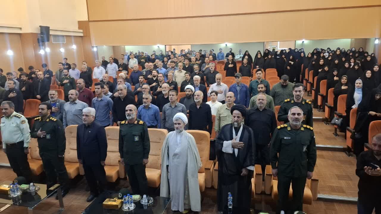 ترامپ در مخمصهای گرفتار شده که خروج از آن بسیار دشوار است+تصاویر