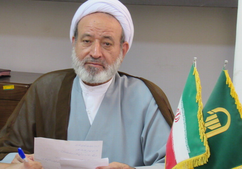 امام جمعه اردستان برای امام شهید شعر سرود