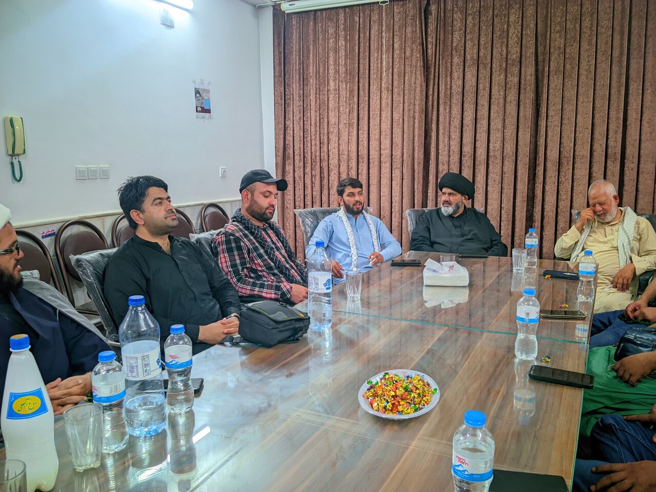 صدرِ آئی ایس او پاکستان کی وفد کے ہمراہ ادارۂ الباقر کے سربراہ سے قم میں ملاقات