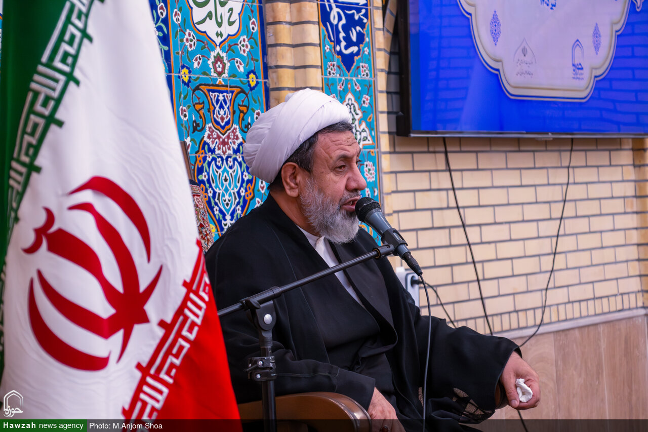 رشد علمی، اخلاقی و عقلی، سه محور اصلی در تربیت طلبه تراز است