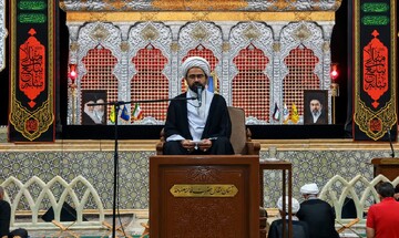 رسیدن به پیروزی جز با صبر و استقامت میسر نخواهد شد