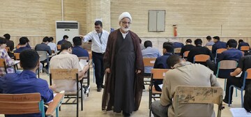 تصاویر/ بازدید امام جمعه کنگان از برگزاری امتحانات نهایی