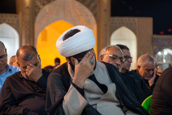 تصاویر/ مراسم عزاداری در مسجد تاریخی مَلِک شهر کرمان به همراه سخنرانی حجت‌الاسلام رفیعی