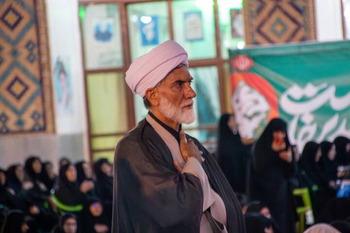 تصاویر/ مراسم عزاداری در مسجد تاریخی مَلِک شهر کرمان به همراه سخنرانی حجت‌الاسلام رفیعی