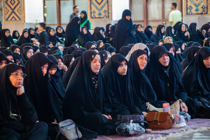 تصاویر/ مراسم عزاداری در مسجد تاریخی مَلِک شهر کرمان به همراه سخنرانی حجت‌الاسلام رفیعی