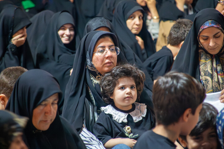 تصاویر/ مراسم عزاداری در مسجد تاریخی مَلِک شهر کرمان به همراه سخنرانی حجت‌الاسلام رفیعی
